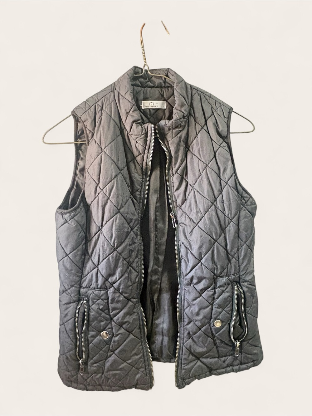 Soma Quilted Black Sleeveless Vest